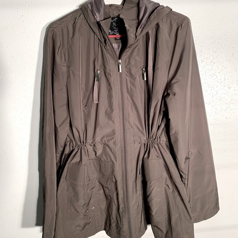 Mo-Ka lightweight hooded jacket. Size XL